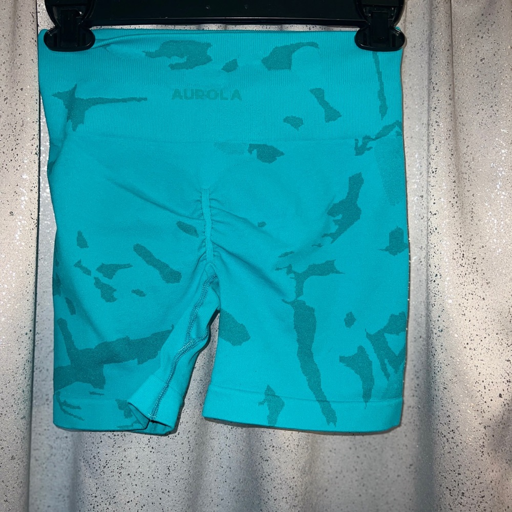 Aurola workout shorts